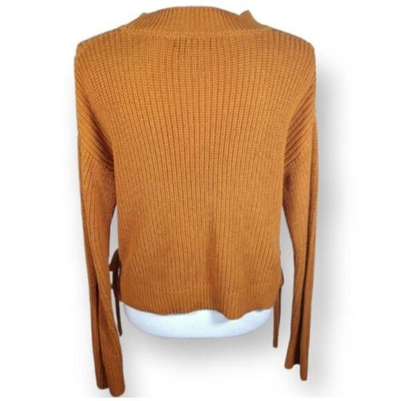 FOREVER 21 MUSTARD YELLOW SPLIT SIDE SWEATER SZ.S EUC. - Picture 3 of 4